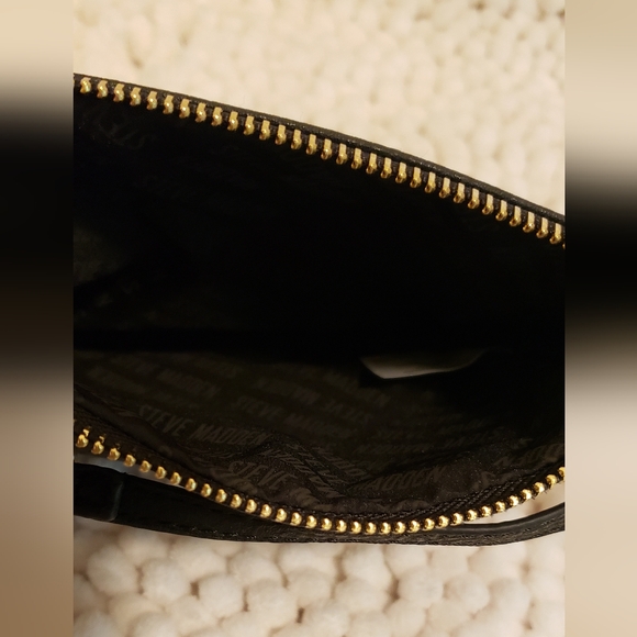 Steve Madden Wristlet - Picture 5 of 5